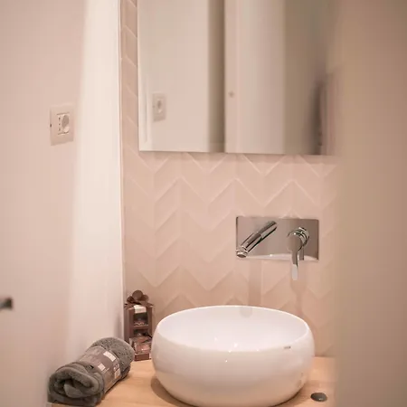 Maree Seafront לינה וארוחת בוקר