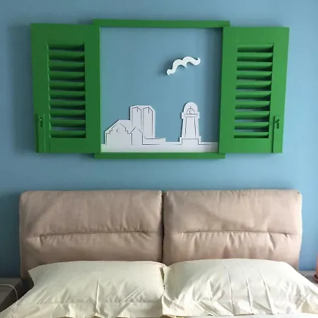 לינה וארוחת בוקר Maree Seafront