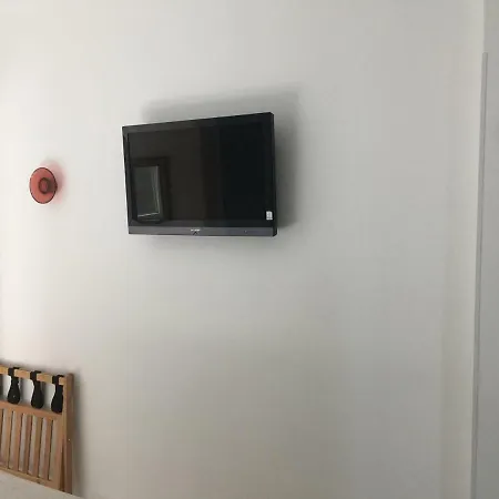 לינה וארוחת בוקר Maree Seafront מולפטה