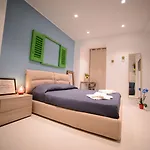 فندق مبيت وإفطار Maree Seafront B&B - Sea View King Room