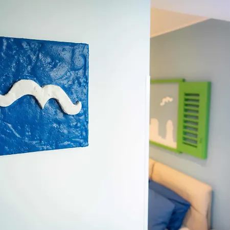 Maree Seafront 住宿加早餐酒店 莫尔费塔