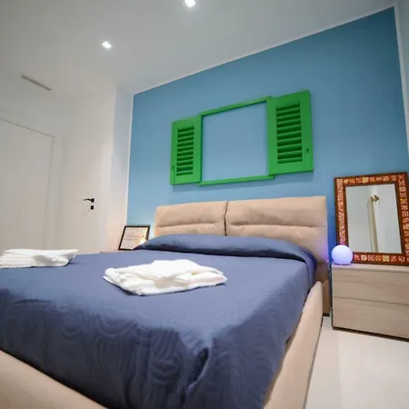 Bed & Breakfast Mareè Seafront 4*