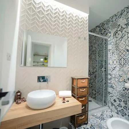 Maree Seafront 4* 莫尔费塔