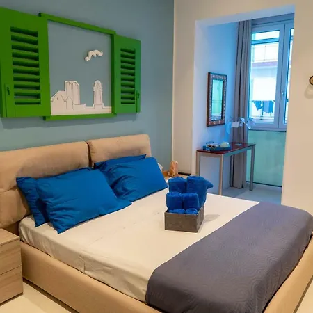 Maree Seafront 住宿加早餐酒店 莫尔费塔