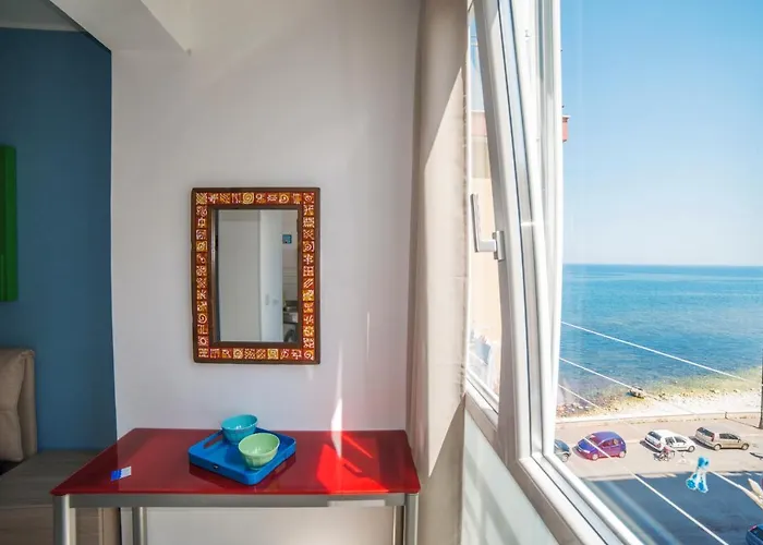 Maree Seafront Frühstückspension 4*